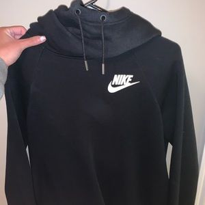 Nike women’s sweatshirt